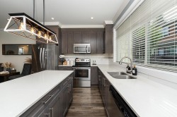 7-6055 138 Street Surrey, BC V3X 0J1
