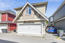 Coach House-7309 191b Street Surrey, BC V4N 6L8