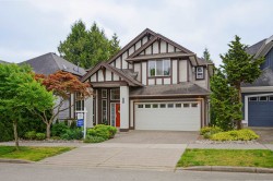 6072 165 Street Surrey, BC V3S 5V4