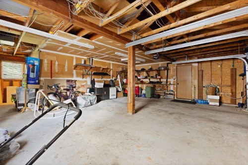 15971 101A Avenue, Surrey, BC 