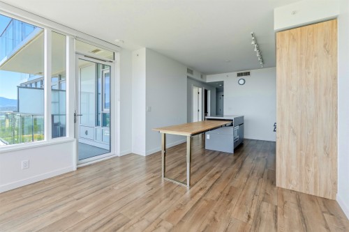 2501-10448 University Drive, Surrey, BC - Indoor Photo Showing Other Room