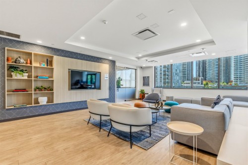 2501-10448 University Drive, Surrey, BC - Indoor