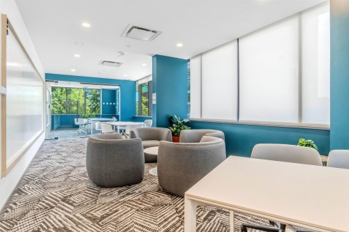 2501-10448 University Drive, Surrey, BC - Indoor Photo Showing Other Room