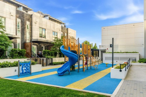 2501-10448 University Drive, Surrey, BC - Outdoor