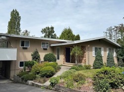18351 74 Avenue Surrey, BC V4N 6C1