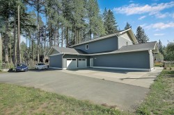 20210 28 Avenue Langley, BC V2Z 2B9