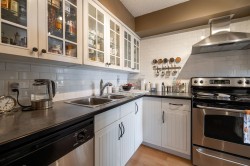301-1389 Winter Street  Surrey, BC V4B 3Y2