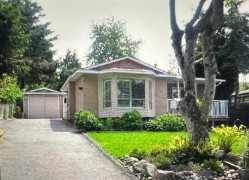 14038 114a Avenue Surrey, BC V2B 4B9