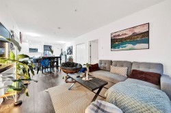 115-13963 105 Boulevard Surrey, BC V3T 0M9