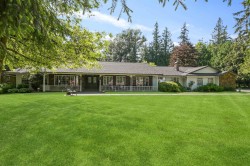 433 202nd Street Langley, BC V2Z 1V7