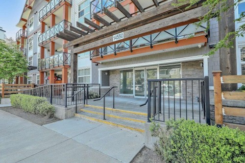 205-14550 Winter Crescent  Surrey, BC V4P 0G4