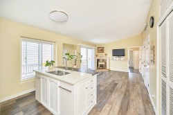 67-1400 164 Street Surrey, BC V4A 8V8
