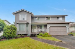 1127 161a Street Surrey, BC V4A 7N3