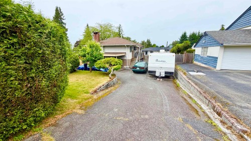9720 Crown Crescent, Surrey, BC 