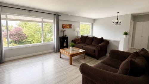 9720 Crown Crescent, Surrey, BC 