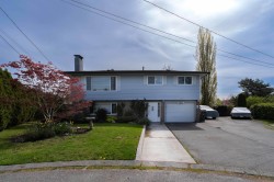 17884 57 Avenue Surrey, BC V3S 1H3