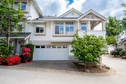 29-15037 58 Avenue Surrey, BC V3S 8Z5