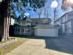 14052 66 Avenue Surrey, BC V3W 2B1