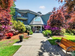 107-14950 Thrift Avenue  White Rock, BC V4B 2J9