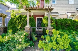 D3-19319 72 Avenue Surrey, BC V4N 5X9