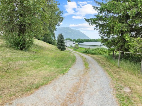 38604 No 5 Road, Abbotsford, BC 