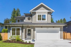 12641 15 Avenue Surrey, BC V4A 1K2