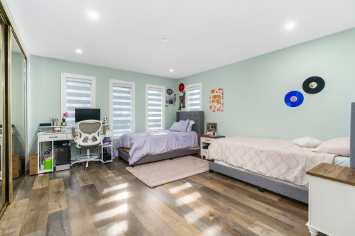 18018 60 Avenue, Surrey, BC 