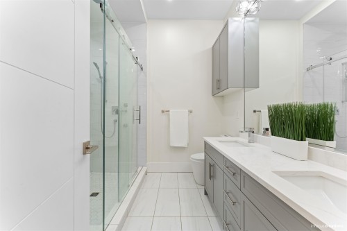 11088 84 Avenue, Delta, BC 