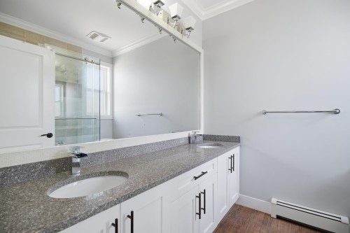 6035 138A Street, Surrey, BC 