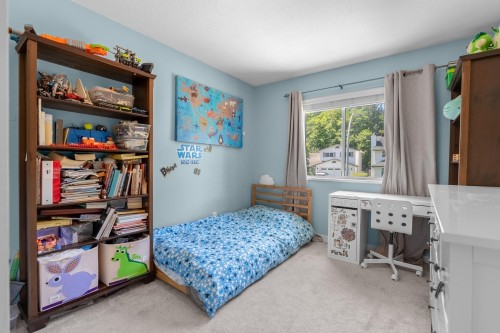 9242 209A Crescent, Langley, BC 