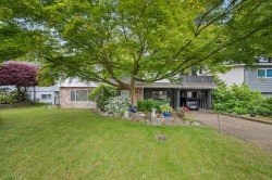 5910 135 Street Surrey, BC V3X 1K9
