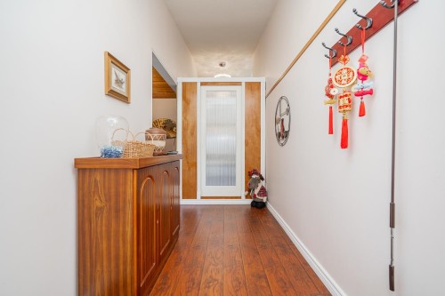 10764 Fraserglen Drive, Surrey, BC - Indoor Photo Showing Other Room