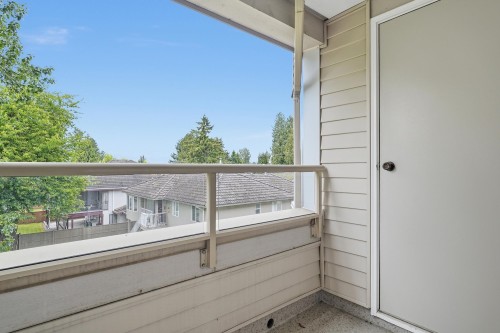 209-9635 121 Street, Surrey, BC 