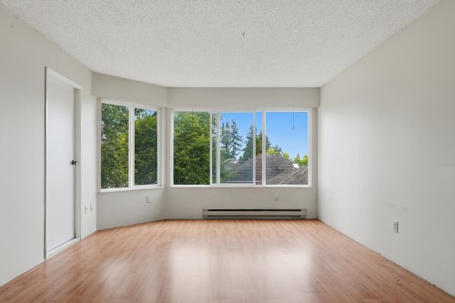 209-9635 121 Street, Surrey, BC 