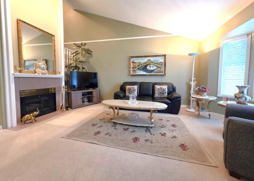 3-8567 164 Street, Surrey, BC 