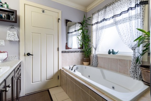 19470 72 Avenue, Surrey, BC 