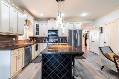 19470 72 Avenue, Surrey, BC 