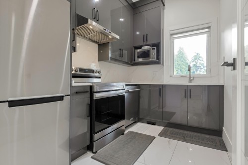 12280 70A Avenue, Surrey, BC 
