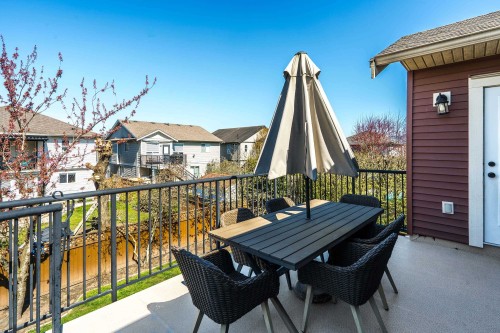 34831 1 Avenue, Abbotsford, BC 