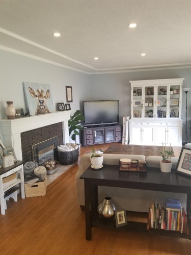 13706 North Bluff Road, White Rock, BC 