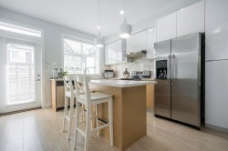 19-14433 60th Avenue Surrey, BC V3S 1R4