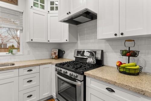 14918 59 Avenue, Surrey, BC 
