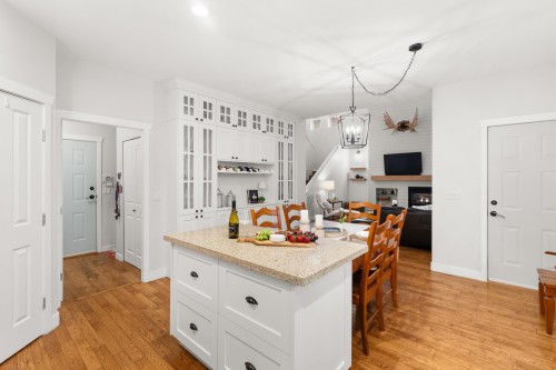 14918 59 Avenue, Surrey, BC 