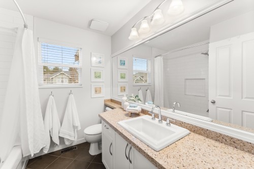14918 59 Avenue, Surrey, BC 