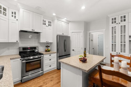 14918 59 Avenue, Surrey, BC 