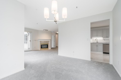 312-5465 201 Street, Langley, BC 