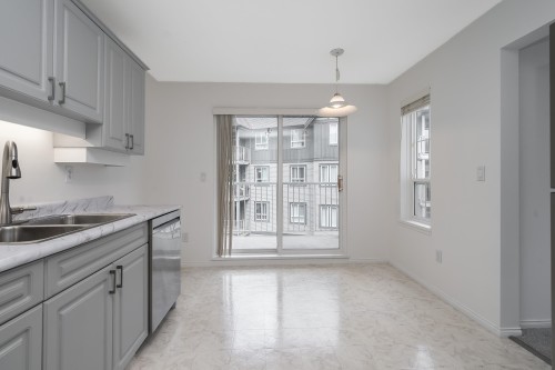 312-5465 201 Street, Langley, BC 