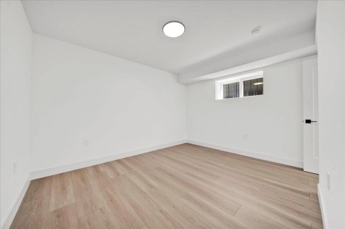 102-10039 128 Street, Surrey, BC - Indoor Photo Showing Other Room