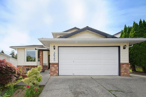 3625 Nootka Street  Abbotsford, BC V2T 5A2