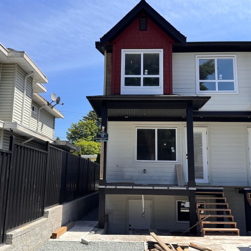 101-10039 128 Street, Surrey, BC 